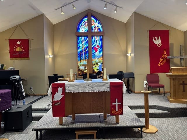 Alter Picture Pentecost Sunday